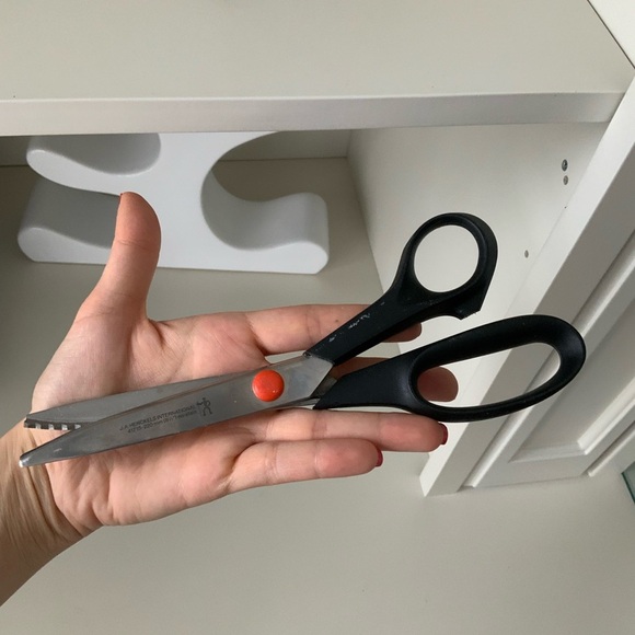 Vintage J.A. HENCKELS INTERNATIONAL 41715-220mm 8.5 no stain Fabric Scissors - Picture 3 of 9